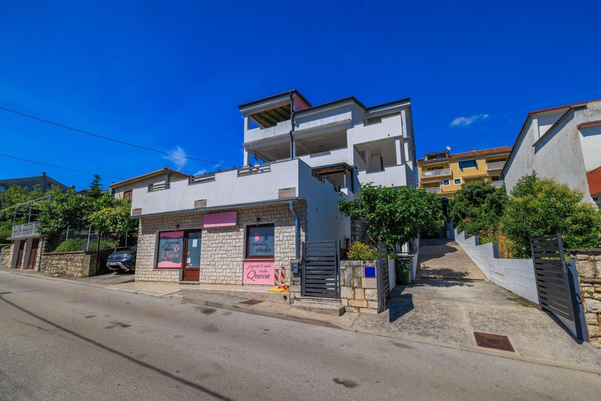 Apartments Luna Crikvenica Luaran gambar